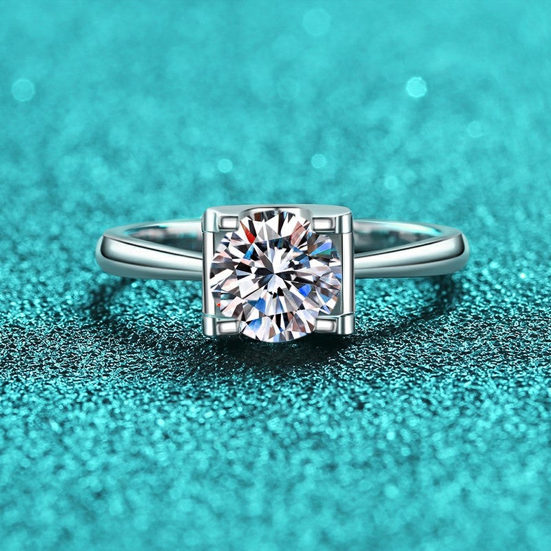 925 Sterling Silver Bull'S Head Ring Classic Simple Female Gra Moissanite Platinum Plated Net Red Live Supply Manufacturers - Image 4